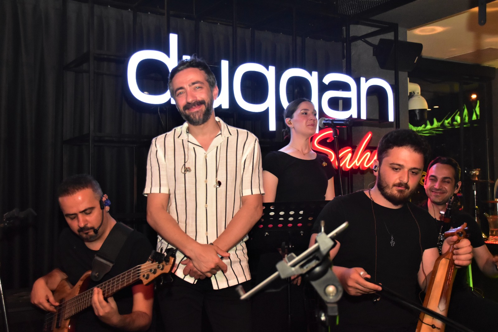 Duqqan Sahne’de Resul Dindar’la Karadeniz müziği gecesi